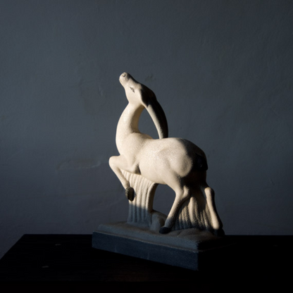 Sculpture d'antilope Art Déco